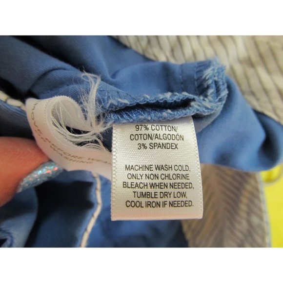 Ann Taylor LOFT Slate Blue Shorts Size 8 - Picture 3 of 4